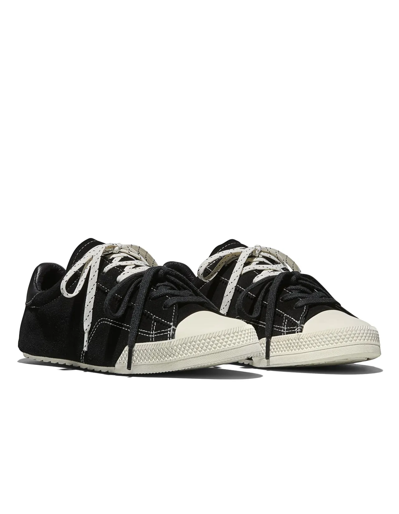 UNISEX CHUCK LO PRO SNEAKER