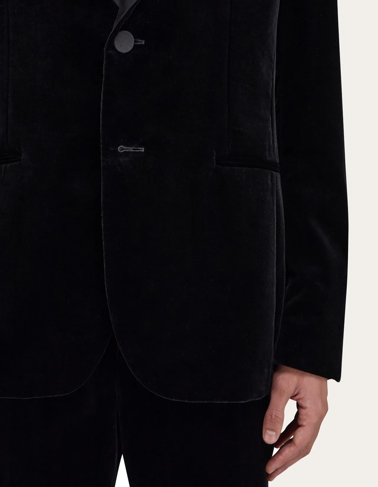 VELVET DRESS SUIT