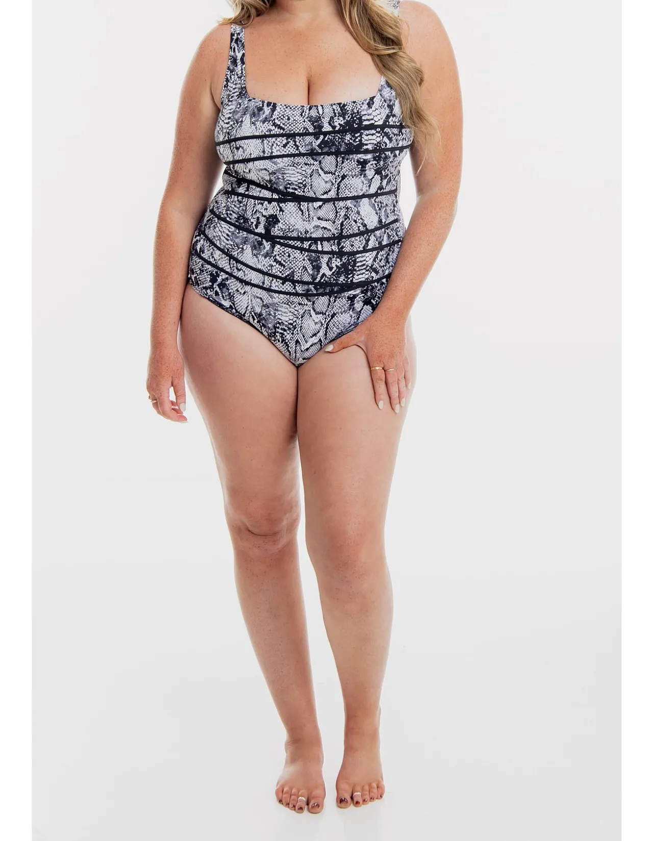 Vida Square Neck Binding One Piece Swimsuit