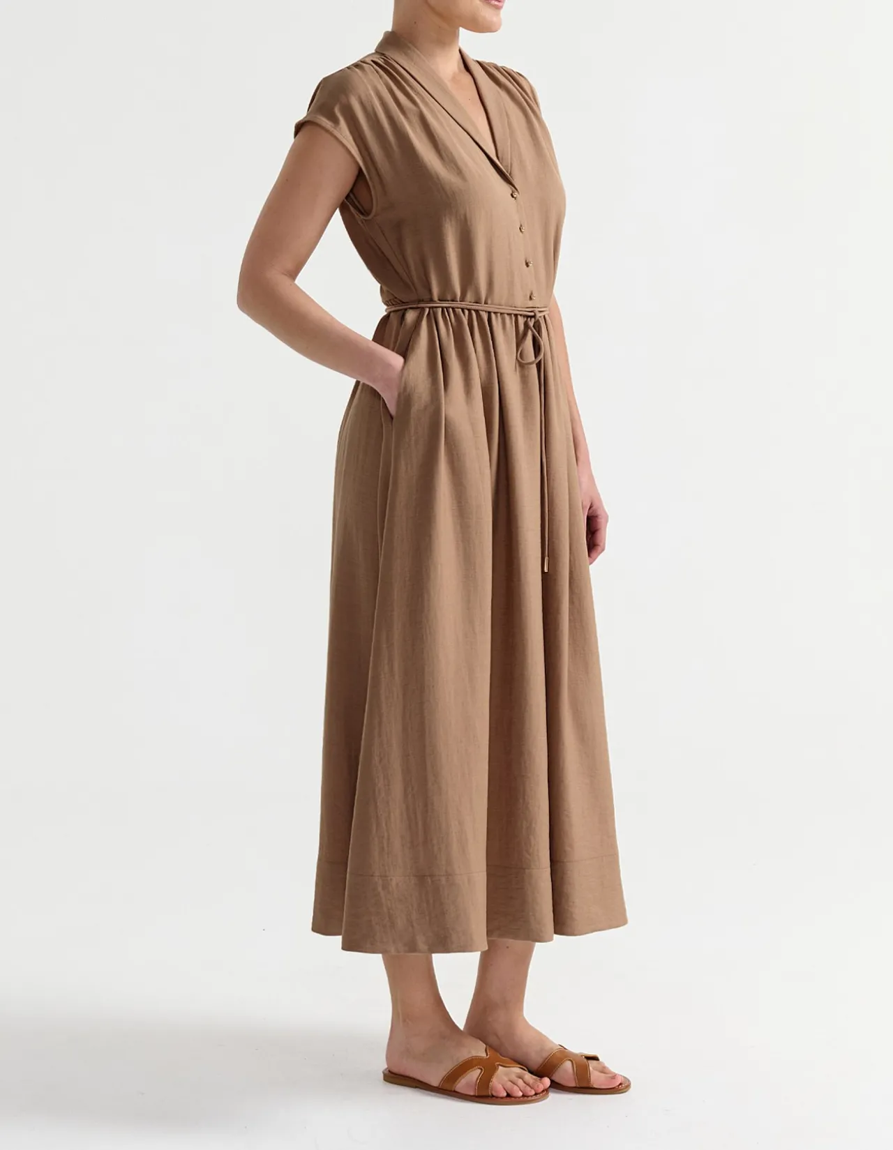 V NECK BELTED DRESS