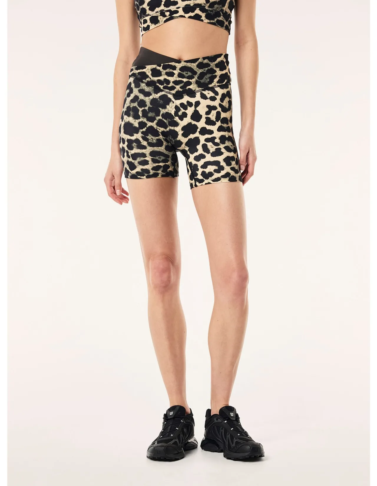 Wander 5 Inch Bike Short