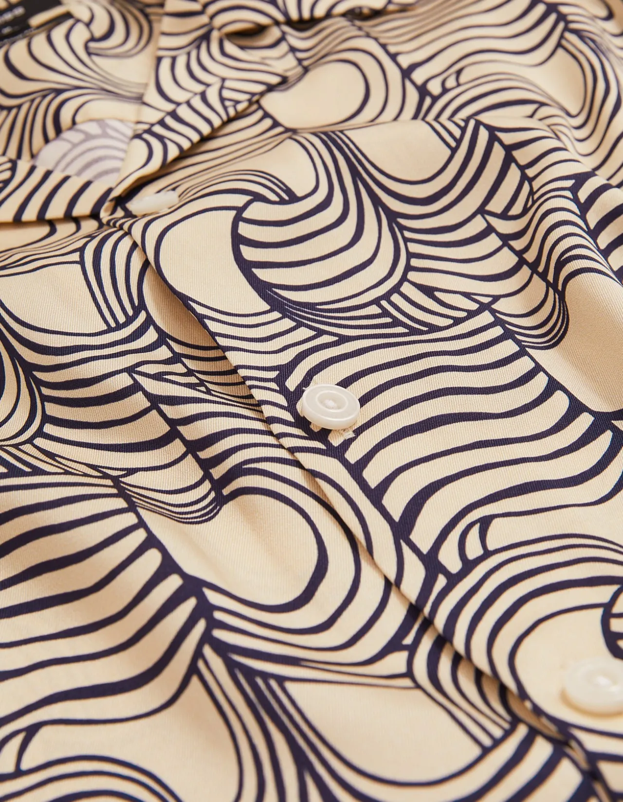 WAVE PRINTED CUBAN SHIRT