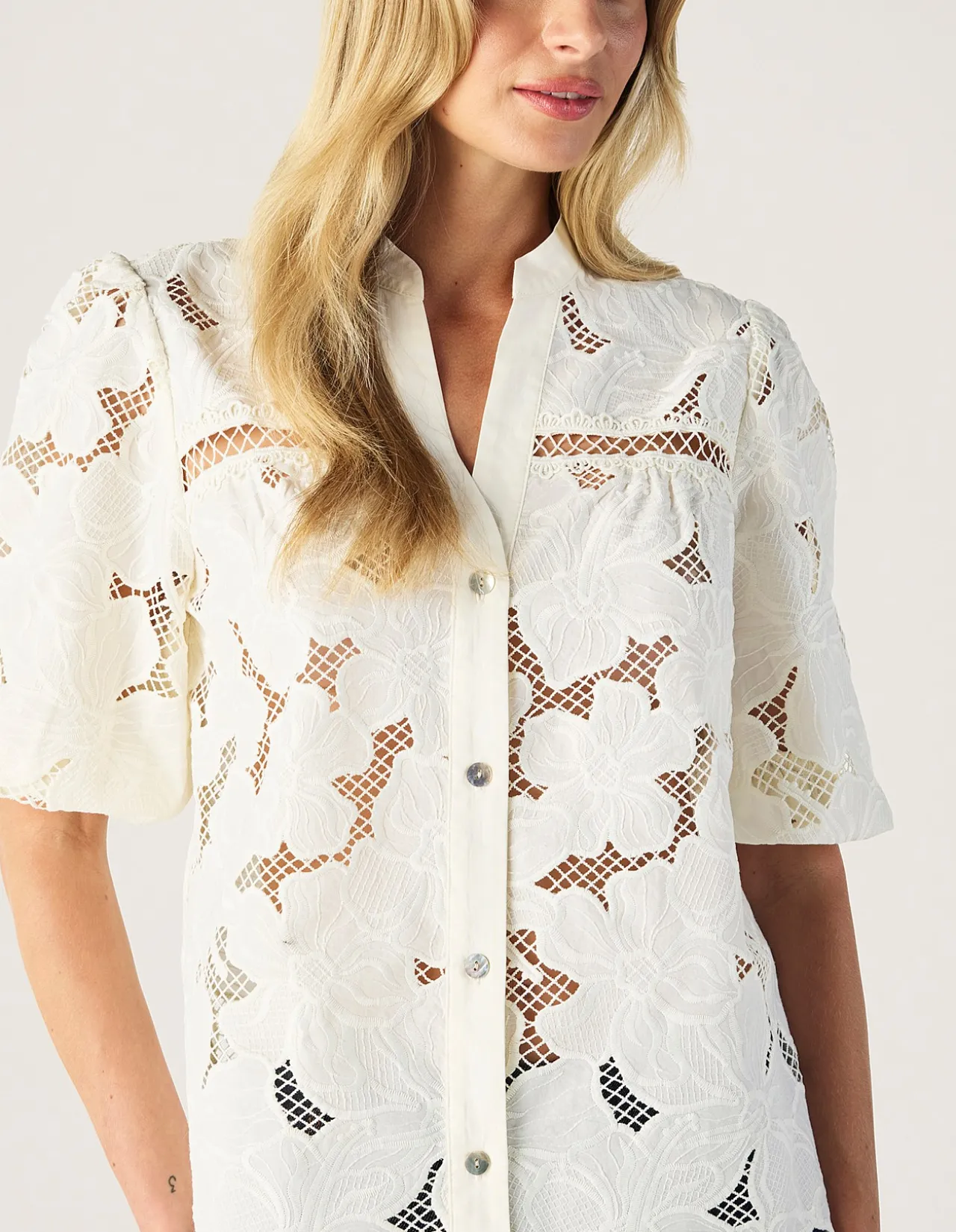 WHISPER EMBROIDERY BLOUSE