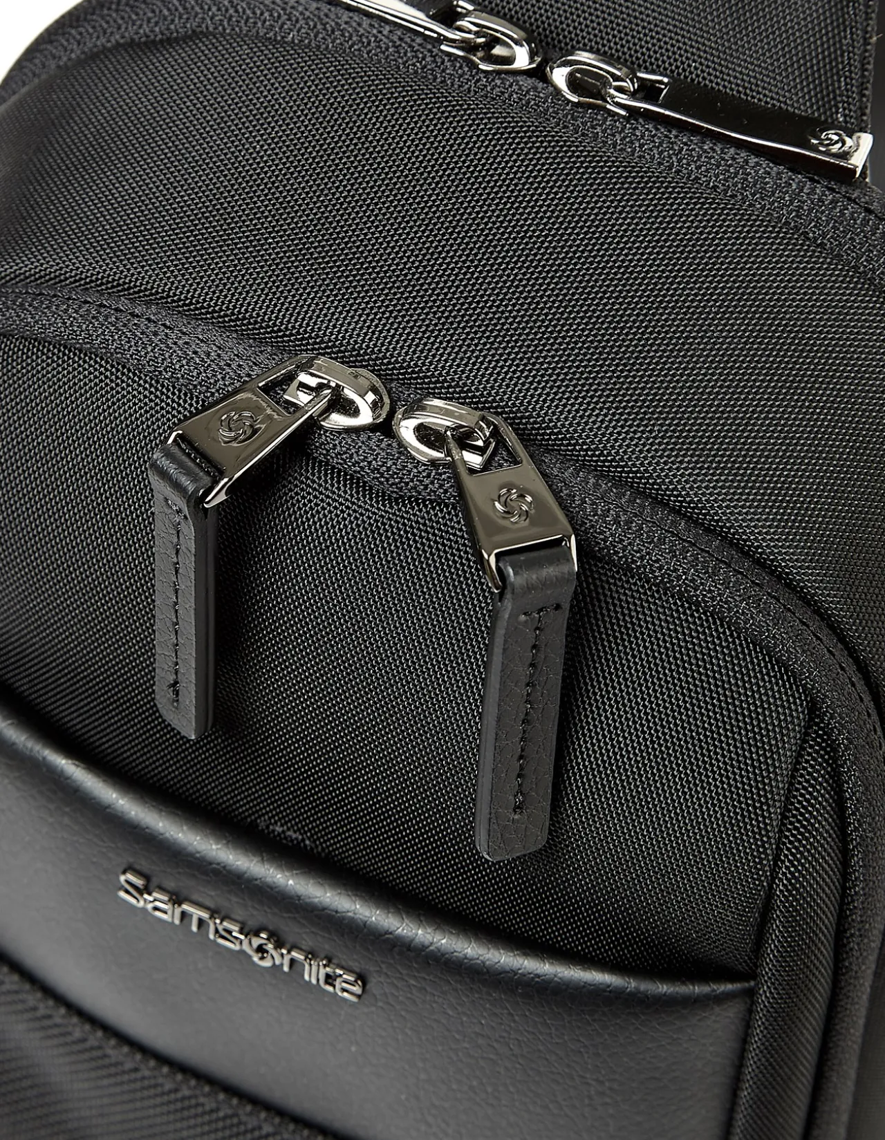 WILGENA SLING BAG BLACK
