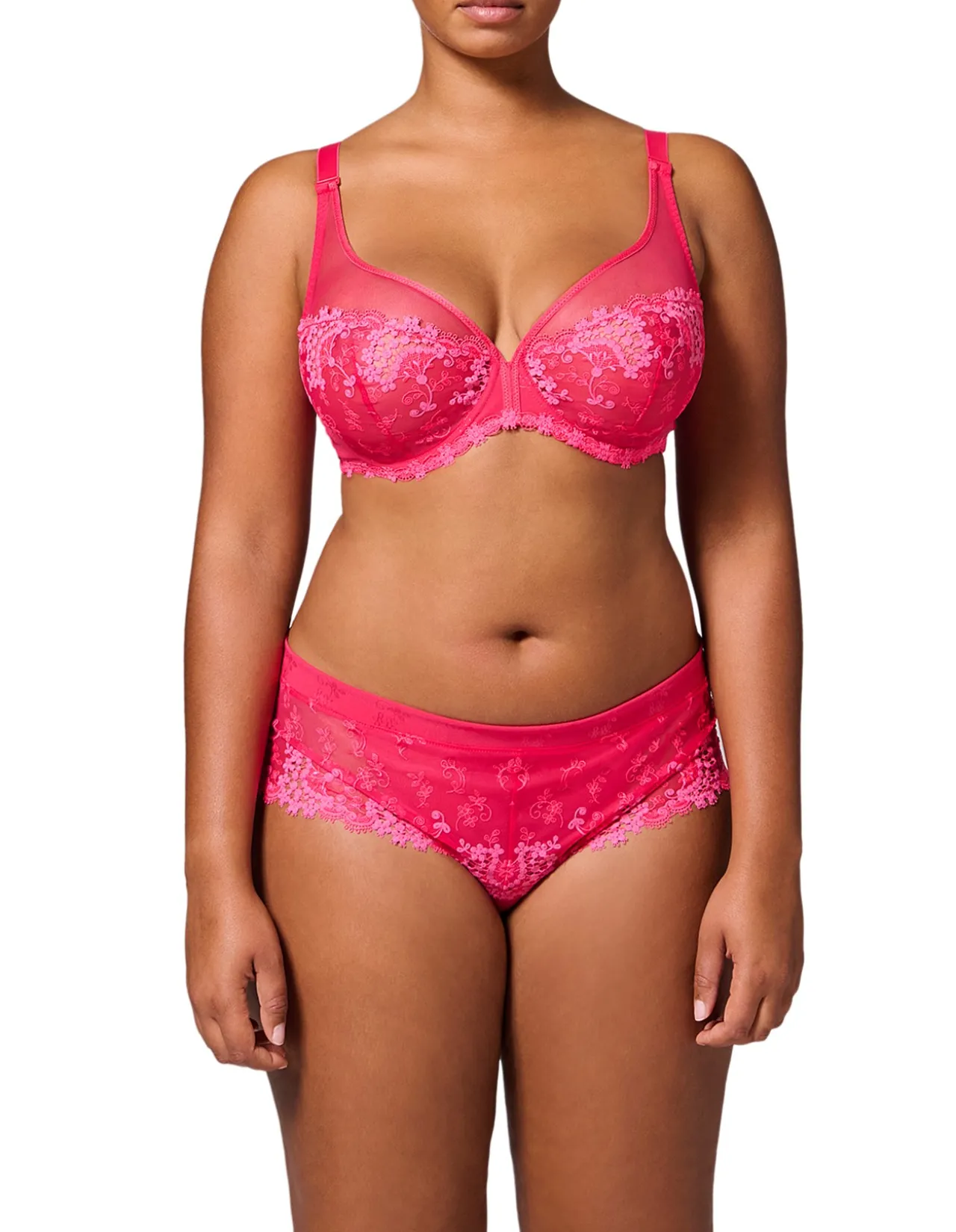 WISH FULL CUP PLUNGE BRA
