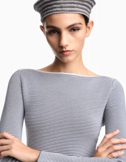 WOMAN'S DRESS