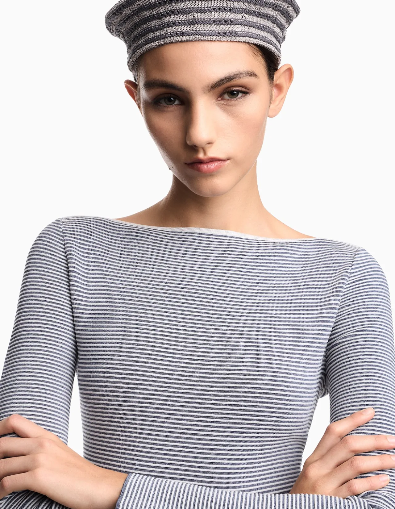WOMAN'S DRESS