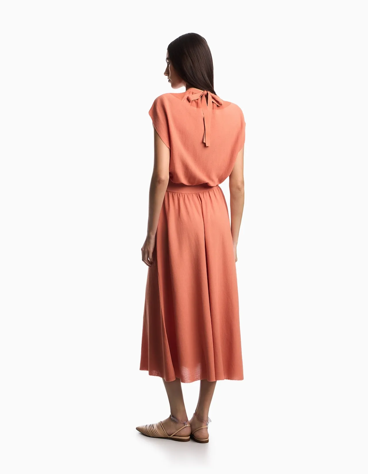 WOMAN'S KNITTED DRESS WITH YOKE AND CAP SLEEVES