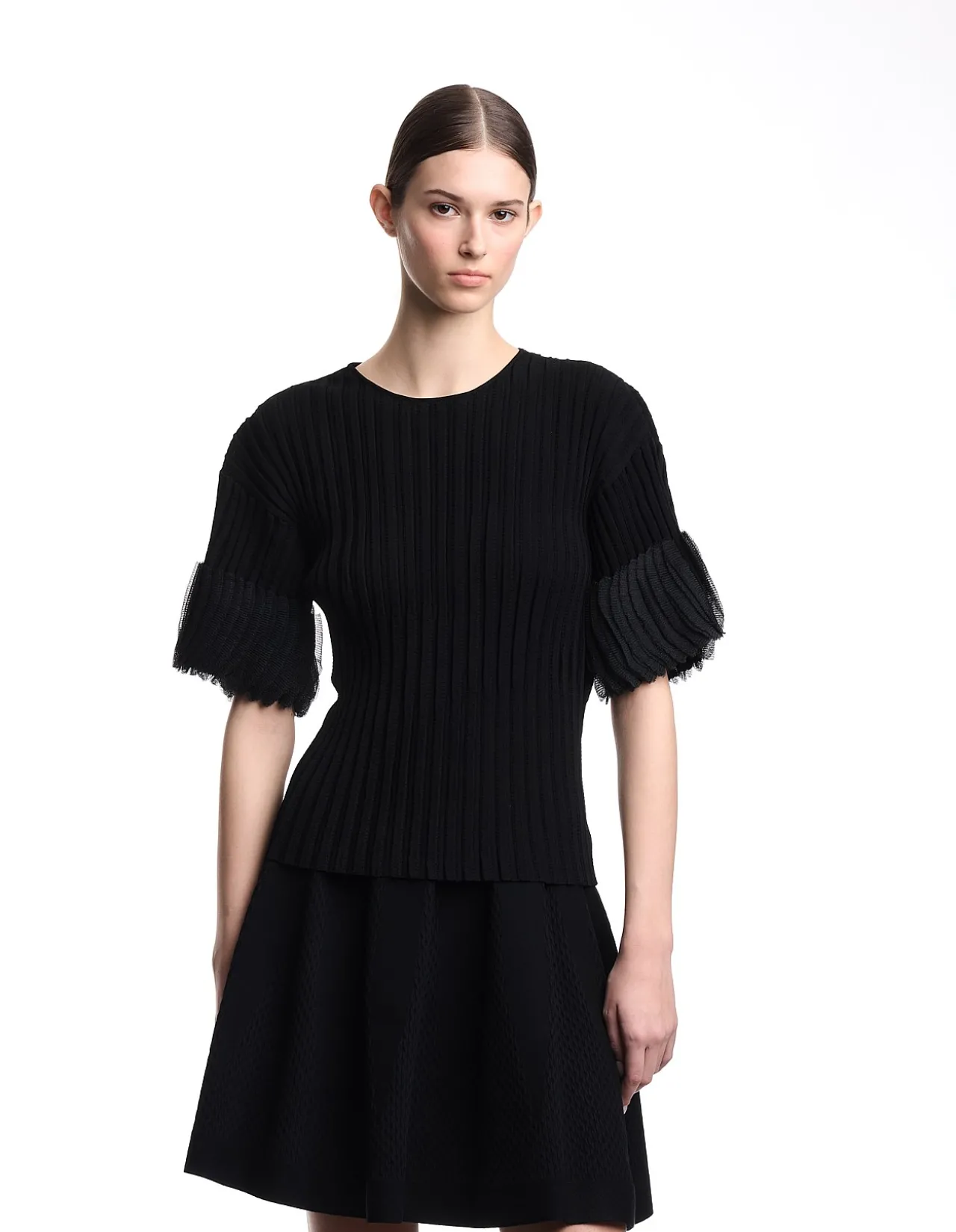 WOMAN'S RIBBED KNITWEAR WITH PLEATED SLEEVES