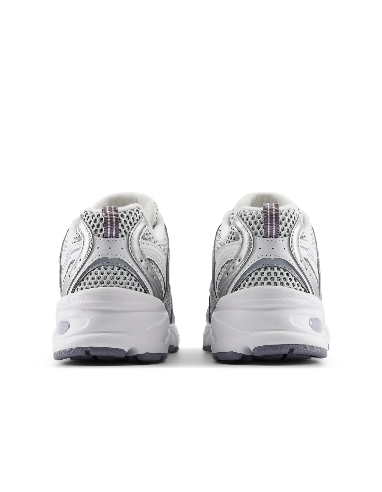 WOMEN'S 530 SNEAKER