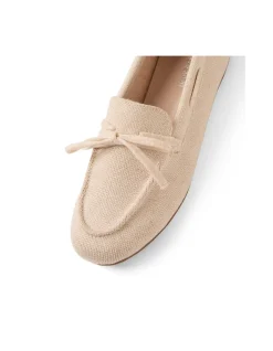 WOMEN'S ELEESA LOAFER SHOE