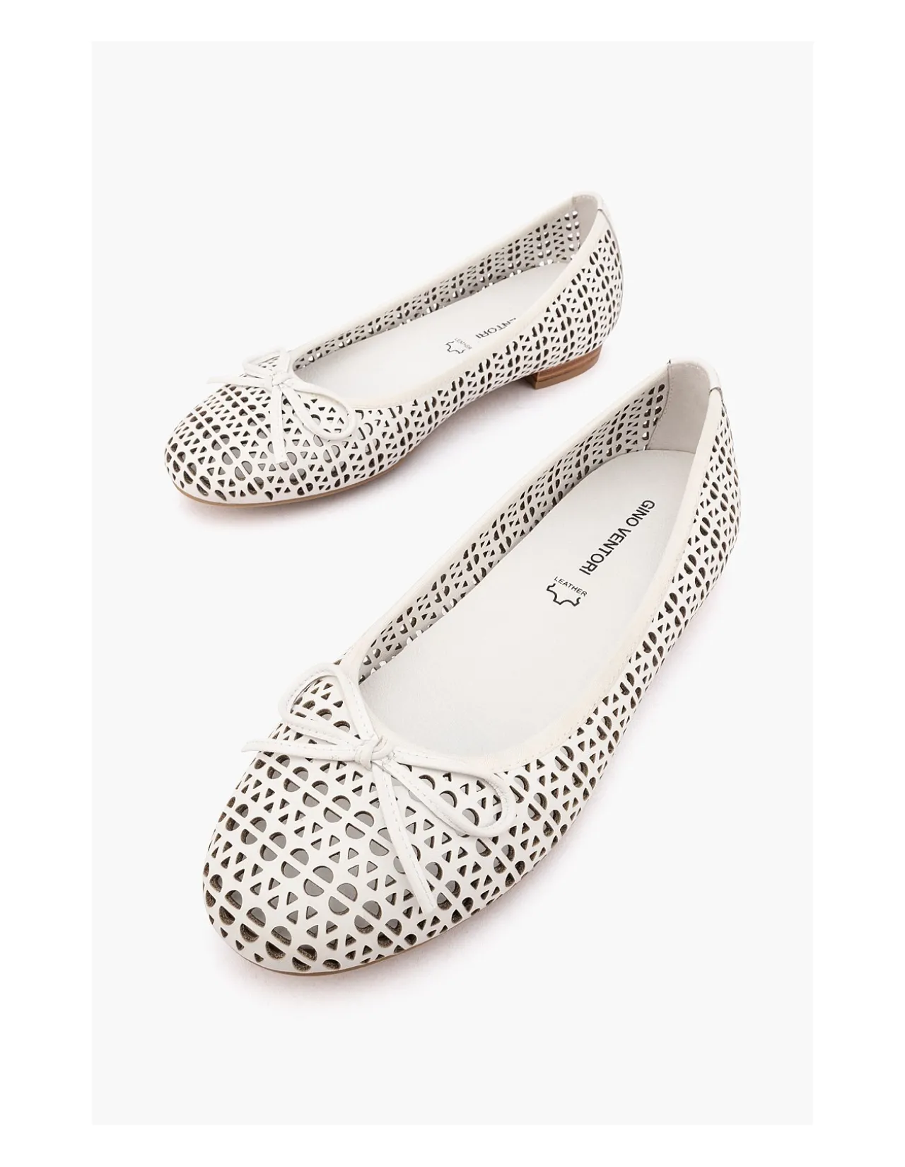 WOMEN'S NOVA SHOE