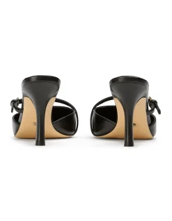 WOMEN'S Sanasa SHOE