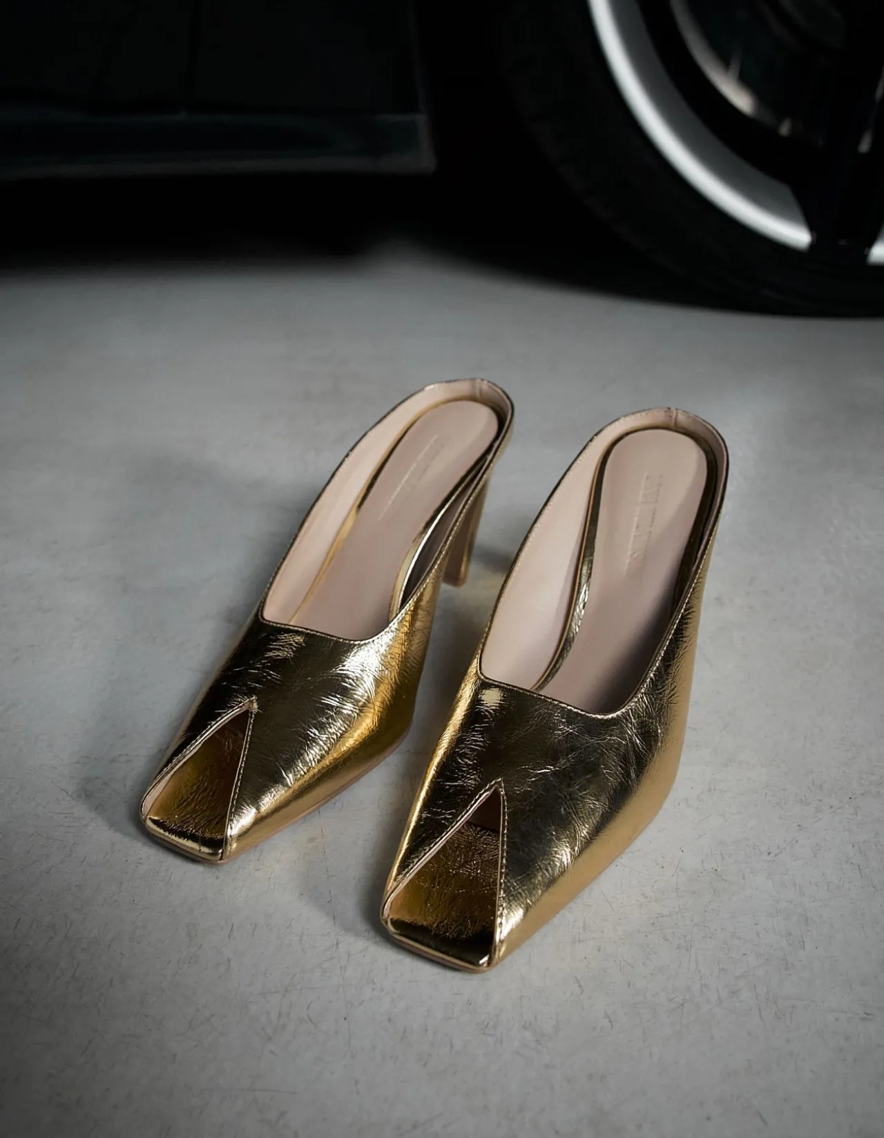 WOMEN'S Bette Pump Leather SHOE