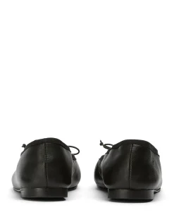 WOMEN'S Chelsea SHOE