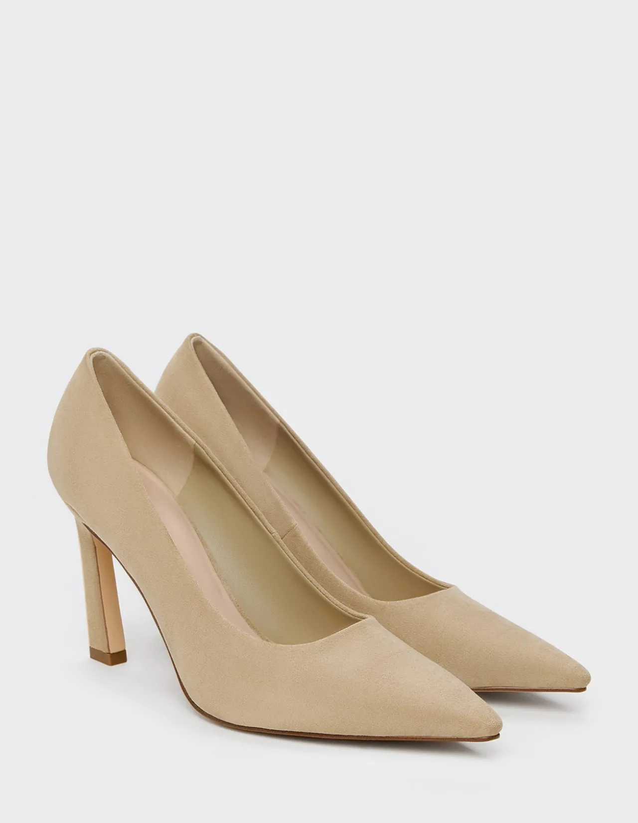Women's Covered Heels