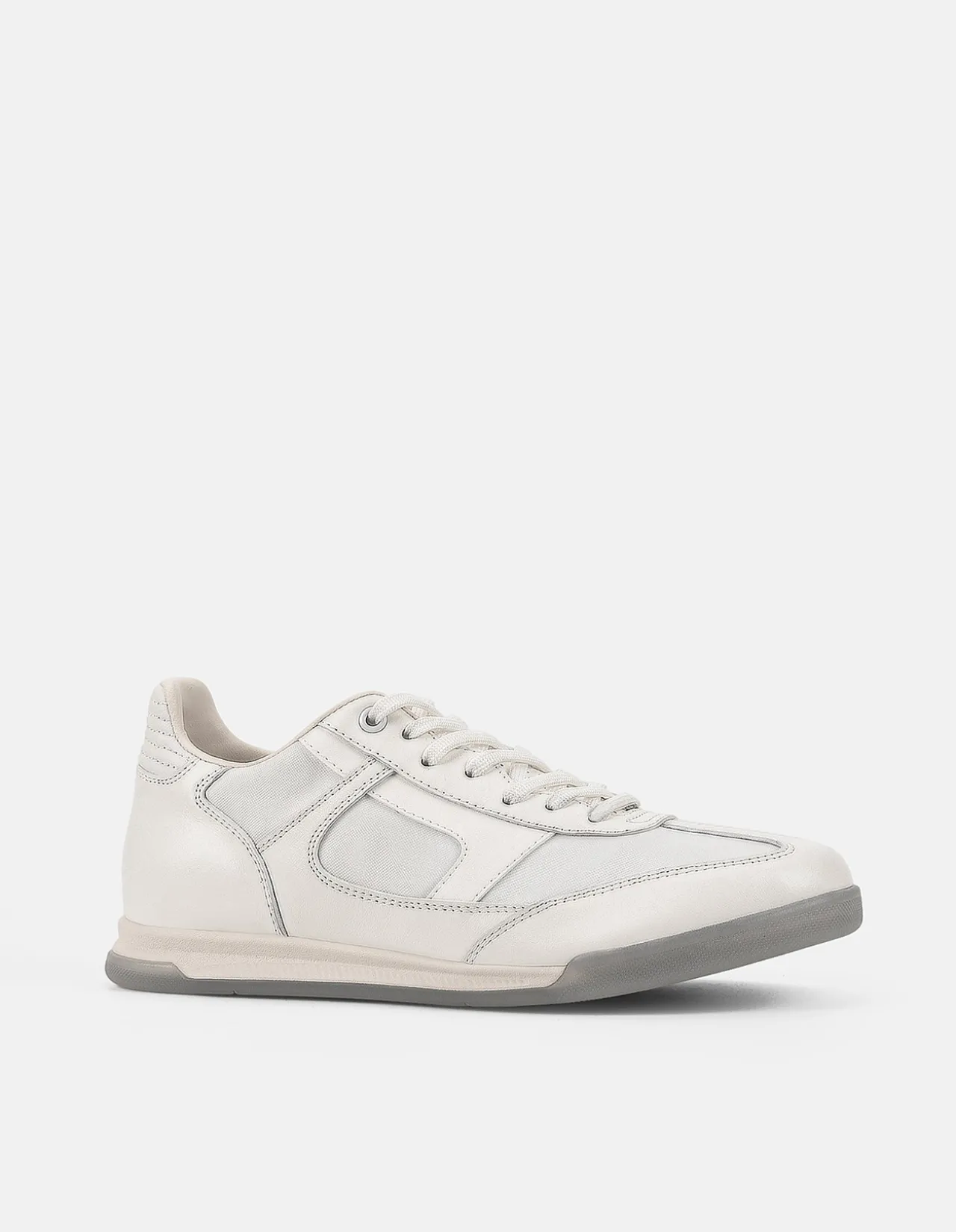 WOMEN'S Finale SNEAKER