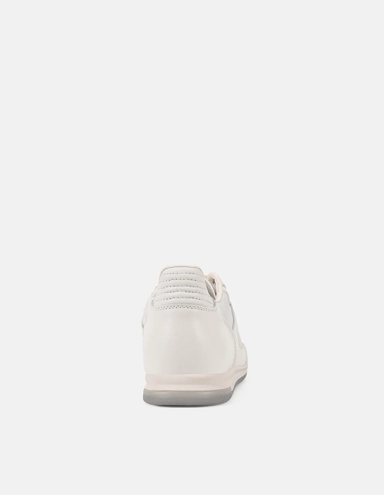 WOMEN'S Finale SNEAKER