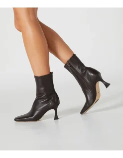WOMEN'S FOMO BOOT