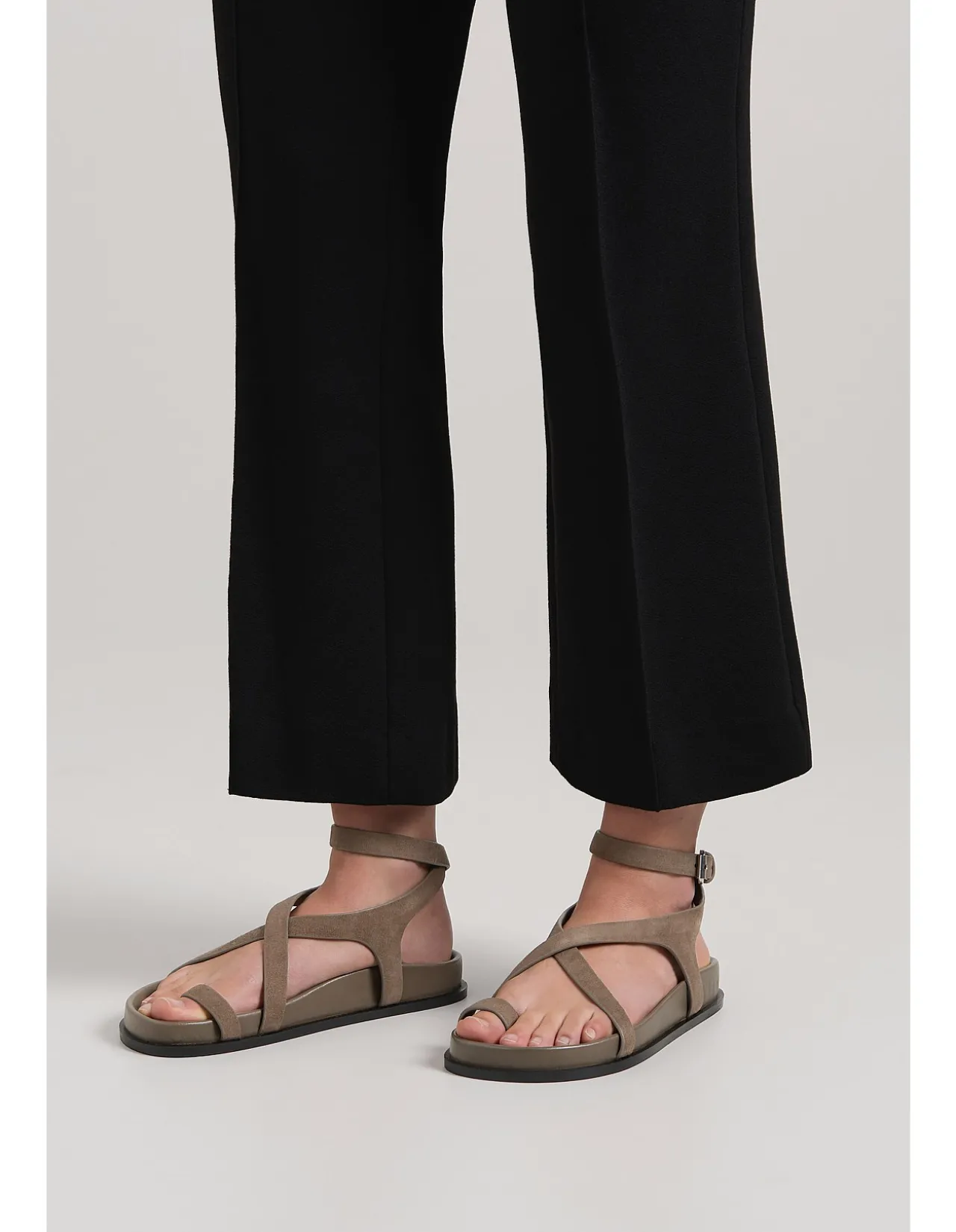 WOMEN'S JALEN SLIM SANDAL