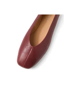 WOMEN'S NANDINA SHOE