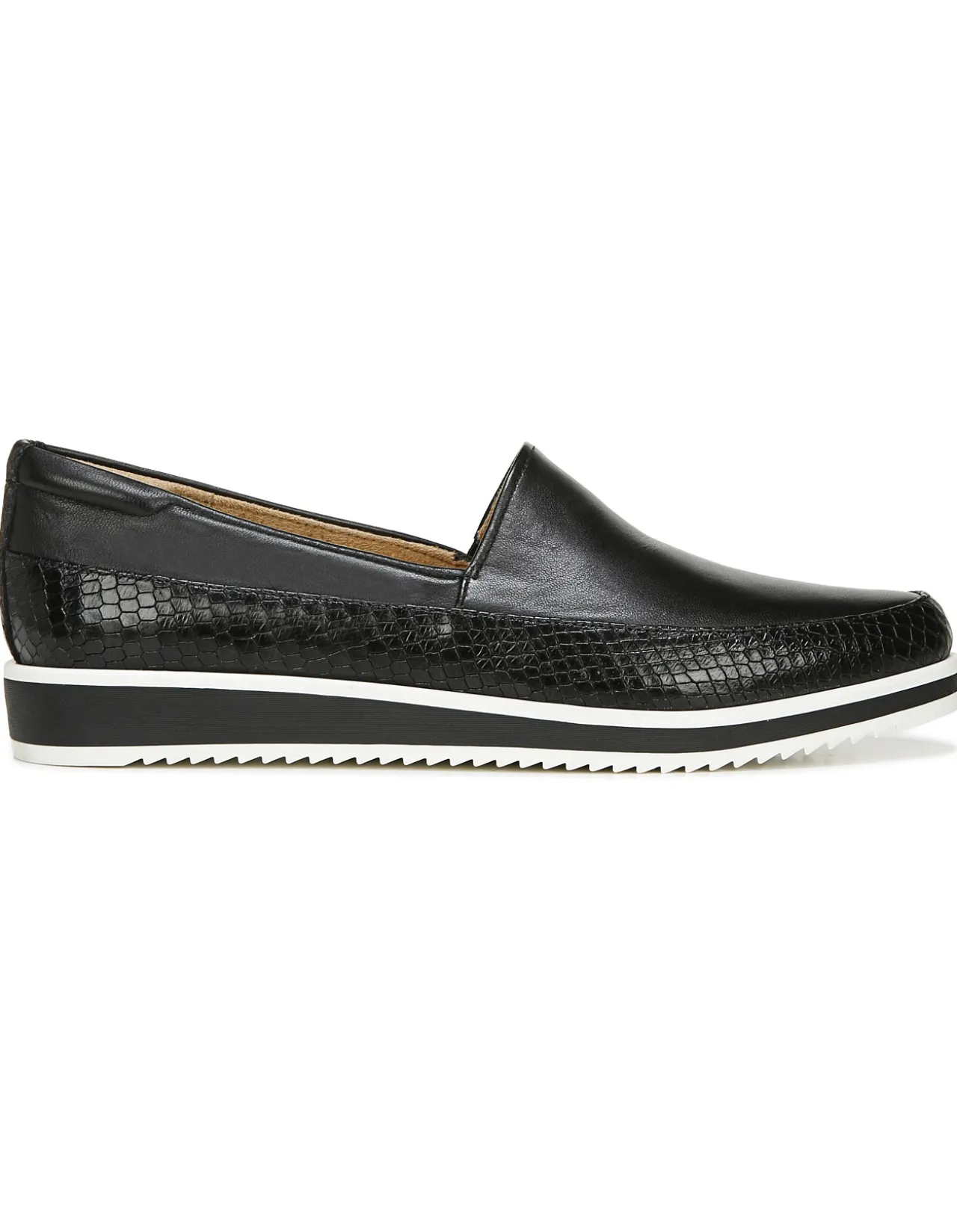 WOMEN'S Naturalizer Beale Black SHOE