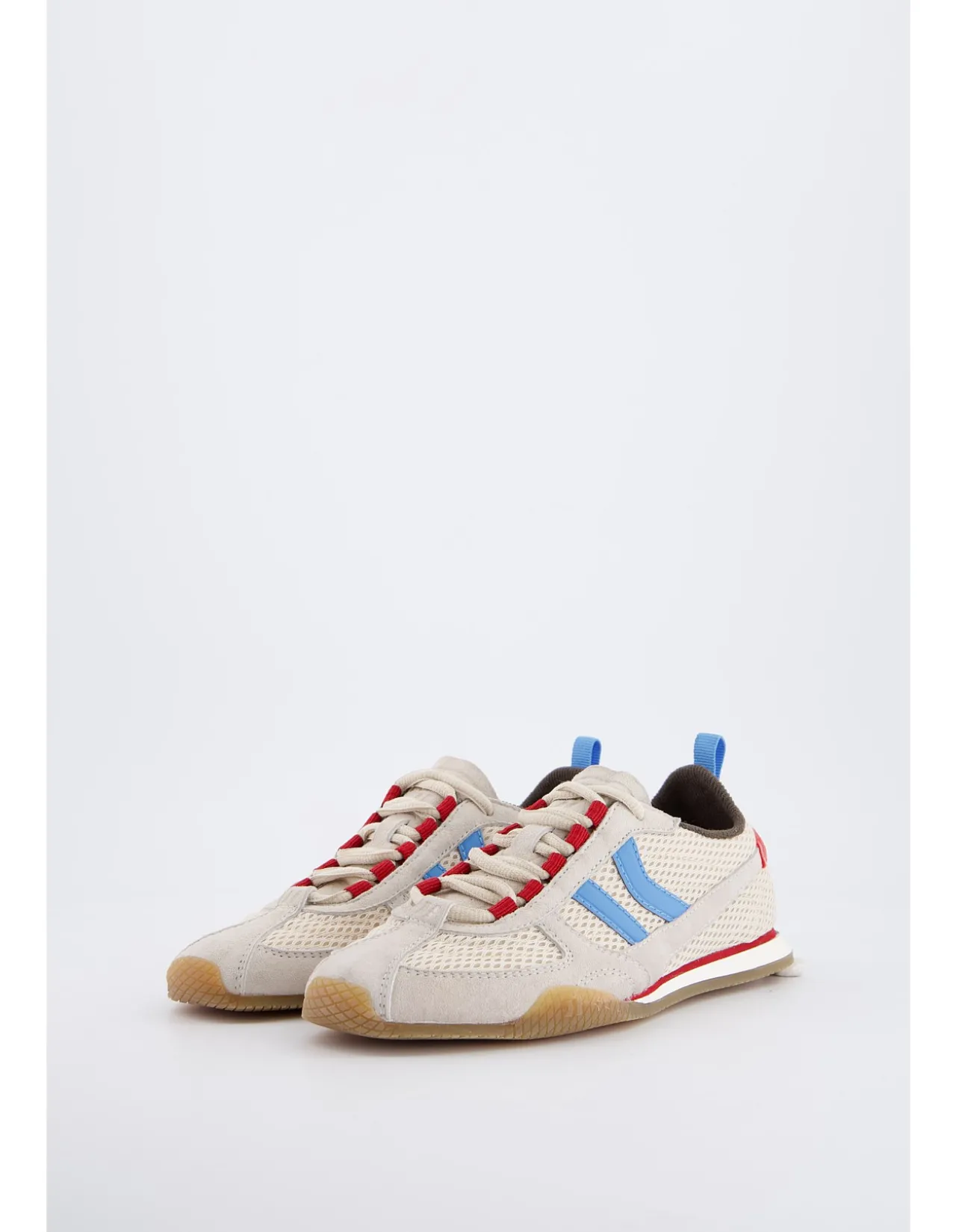 WOMEN'S NILO SNEAKER