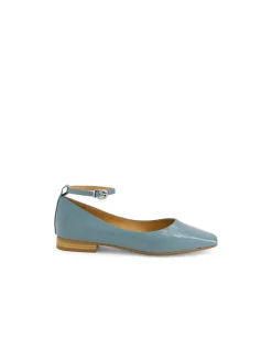 WOMEN'S PRAYDA SNEAKER