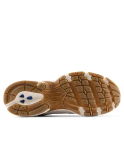 WOMEN'S 530 SNEAKER