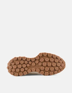 WOMEN'S Sneaky SNEAKER