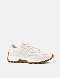 WOMEN'S Sneaky SNEAKER