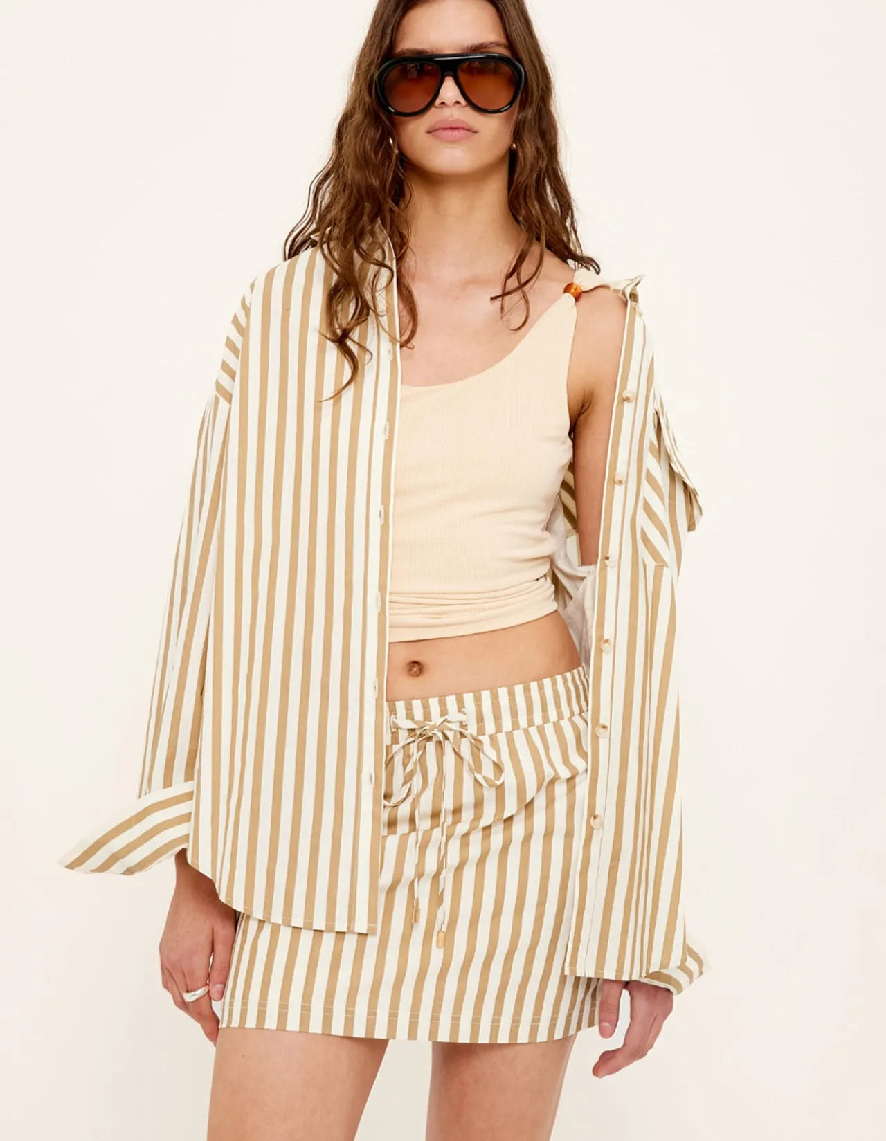 ZAHARA MID RISE SKIRT
