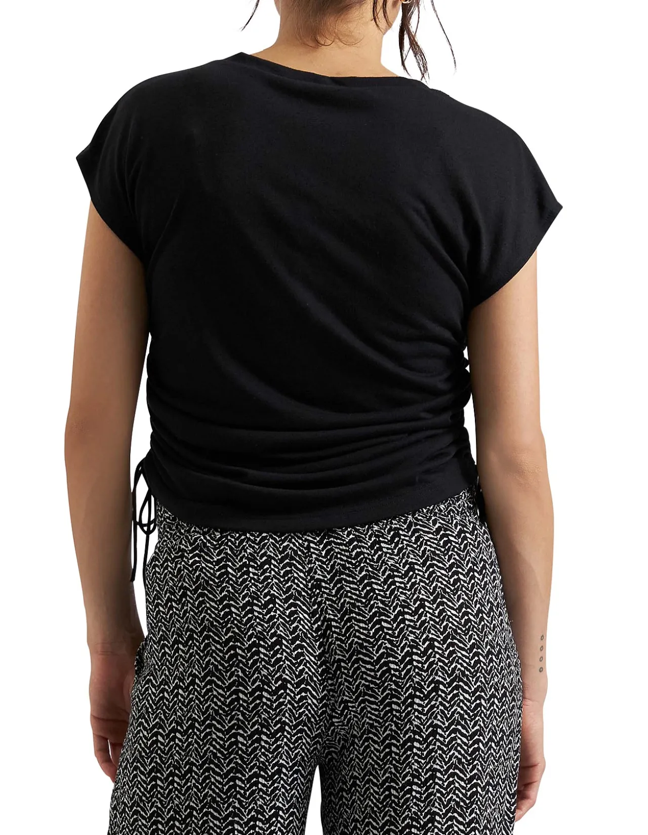 ZIGGY RUCHED TEE
