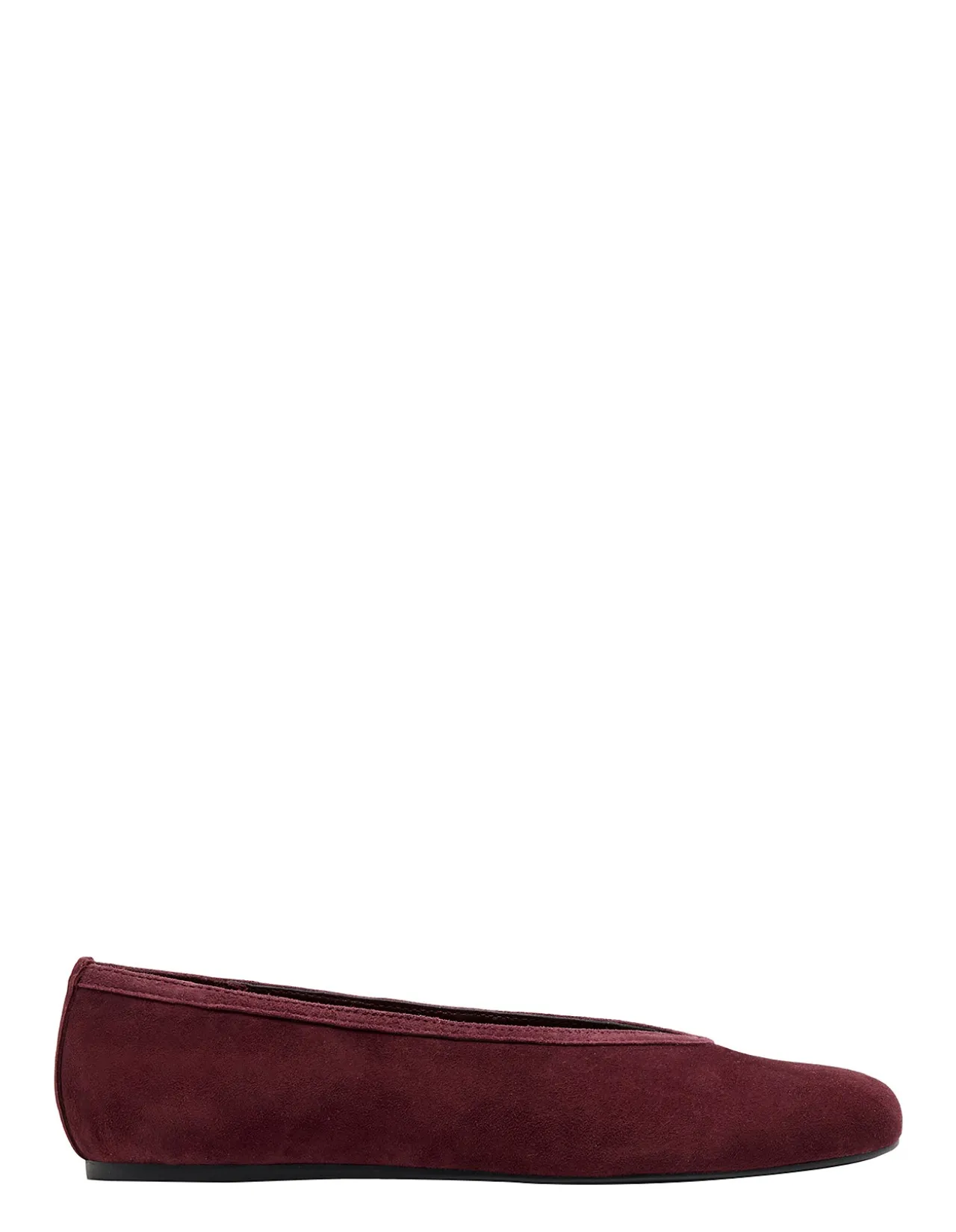 ZUCIA FLAT